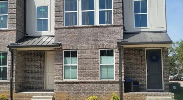 Pet-friendly Townhouse With Free Parking in TN, Book Feriehus Villaer i Tennessee, Villa