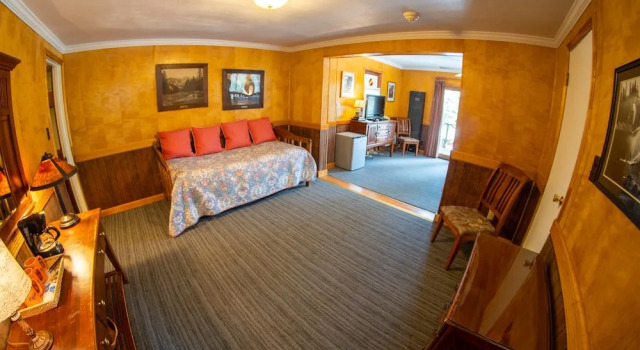 Люкс Narrow Gauge Inn