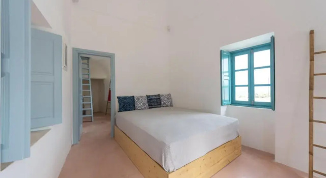 Santorinio Yellow House, Забронировать Отель Отели Санторини с парковкой, рядом с Музей-винодельня, Парковка