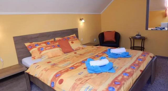 Апартаменты Völgy Apartman