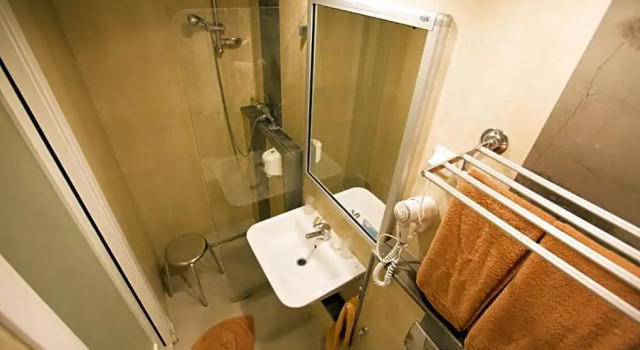 Номер Economy Ambassadeurs Hôtel
