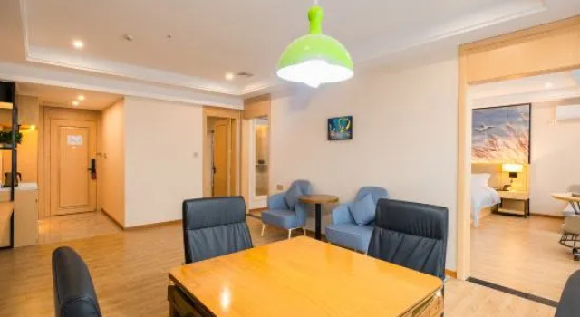 Люкс Jianghai Haoyi Hotel (Jiangmen Jianghai Wanda)