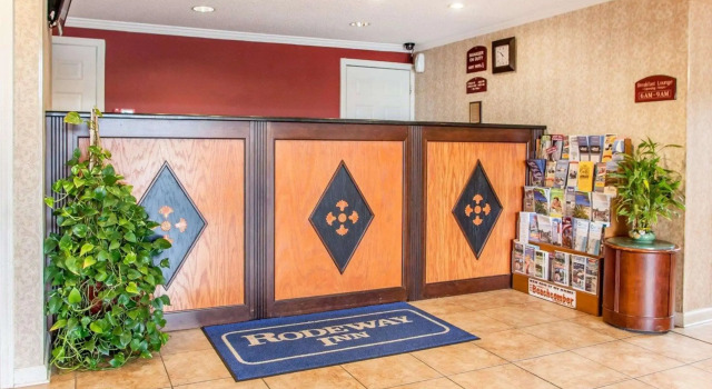 Rodeway Inn Point Pleasant Beach, Забронировать Отель Пойнт-Плезант Джерси-Шор