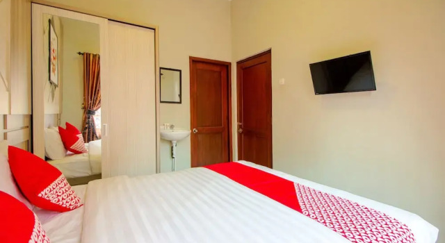 The Doctor'S Guest House by Oyo Rooms