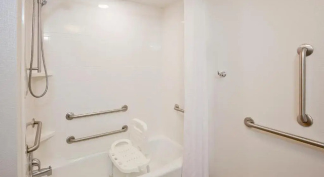 Номер Standard Hampton Inn Duluth-Canal Park