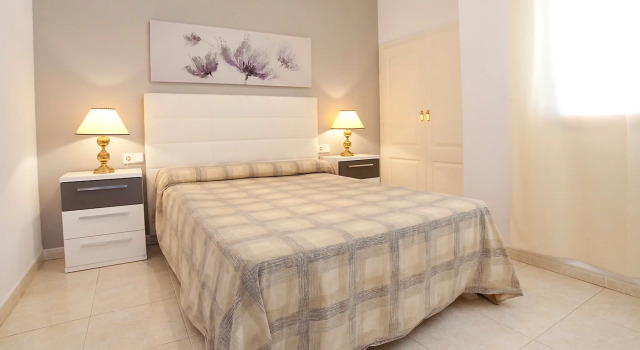 Apartment Zafiro 02 by Interhome, Забронировать Апартаменты/квартира Отели Кальпе с бассейном, Бассейн