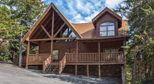 Moonlight Theater Lodge