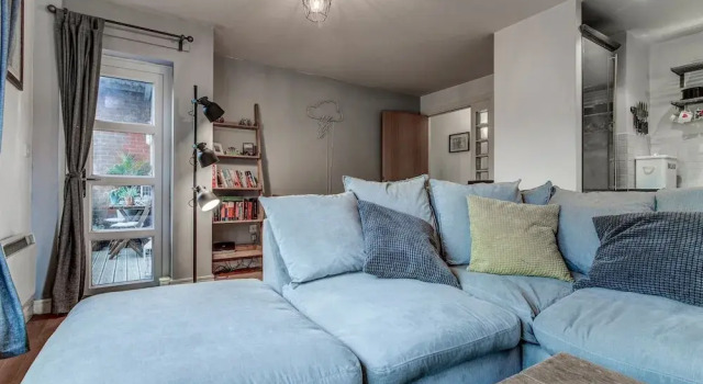 Bright, Spacious 2BR Ancoats Apt for 4 W/balcony, Забронировать Отель Отели Англии 3 звезды, 3*