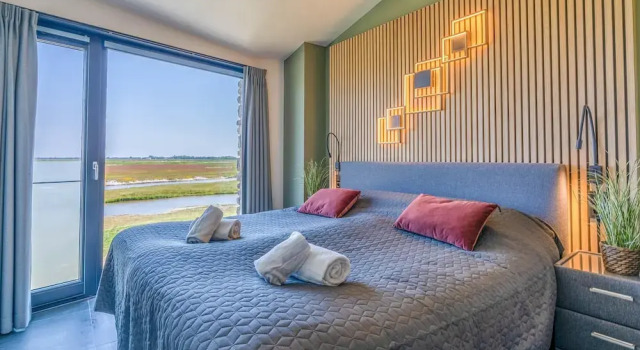 Modern, Luxurious and Sustainable Nature Villa, Reserva ahora Villa Hoteles en Islas Frisias con aparcamiento, Aparcamiento