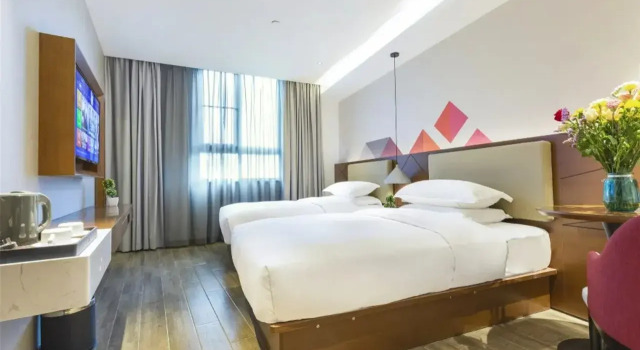 Borrman Hotel - Guangzhou East Railway Station Meihuayuan Subway Station
