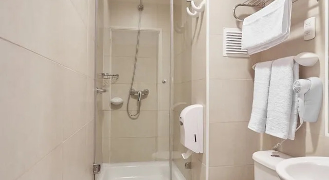 Standard Dreier Zimmer mit Balkon Hotel Loreto