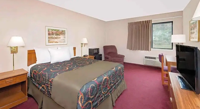 Двухместный номер Deluxe Days Inn by Wyndham Boonville