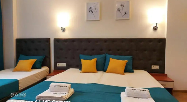 Люкс Sharkov Family Hotel