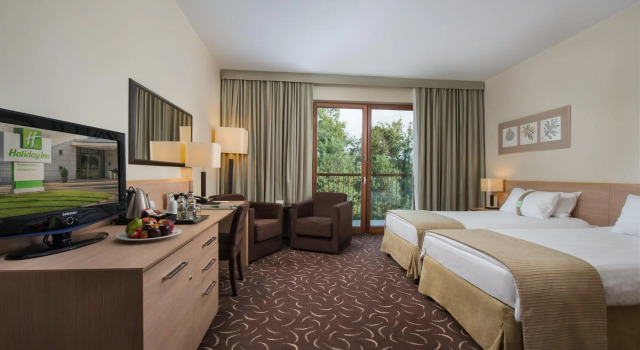 Номер Standard Holiday Inn Resort Warsaw Józefów by IHG
