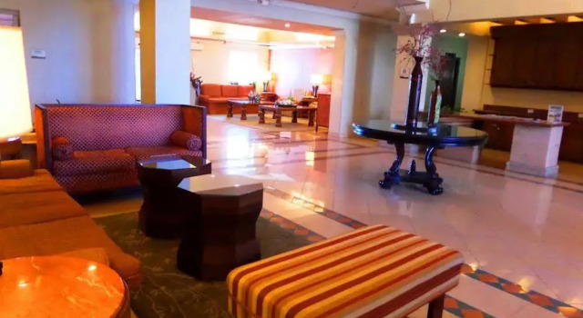 DoubleTree Suites by Hilton Saltillo, Reserva ahora Hotel Hoteles en Saltillo con piscina, Piscina