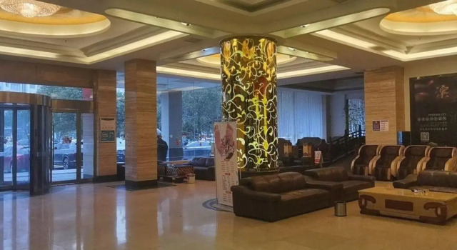 Bin Jiang International Hotel