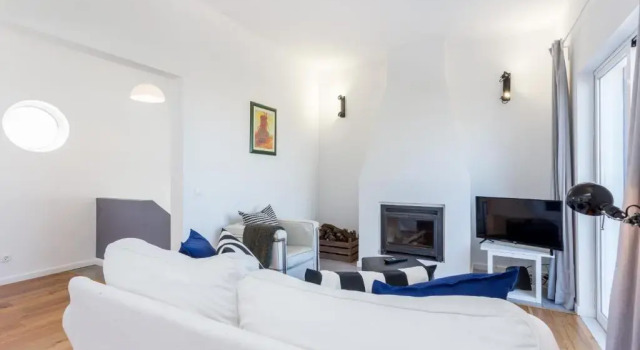 Casa Furneaux by Seewest