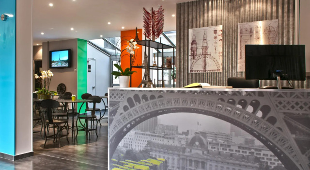 Двухместный номер Standard Hotel Alpha Paris Eiffel by Patrick Hayat