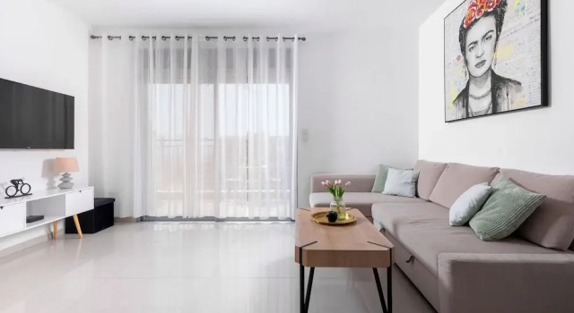 Melony Apartment