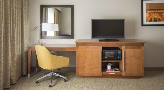Четырёхместный номер Standard Hampton Inn & Suites - Knoxville Papermill Drive, TN