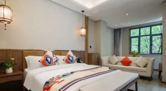 Семейный люкс Deluxe Guibinlou Hotel