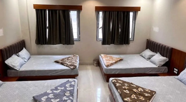 Purnima Hotel