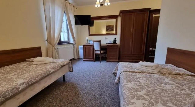 Hotel Bończa, จอง โรงแรม Prawobrzeze Płonia