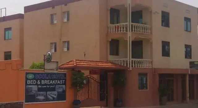 Scola Hotel and Apartment