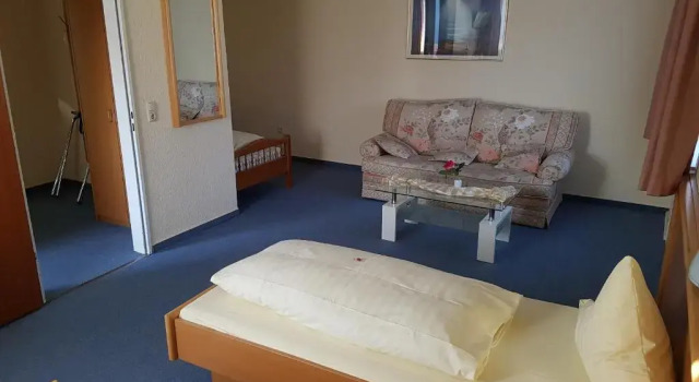 Трёхместный номер Standard Hotel Stadt Baunatal