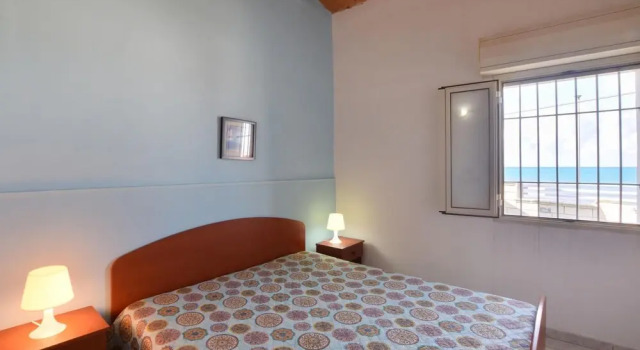 Stunning Home in Torre di Mezzo With Wifi and 3 Bedrooms, Book Hotel Hotels in Sicily with Parking, Parking