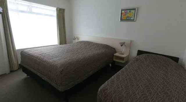 Двухместный люкс Castle Court Motel