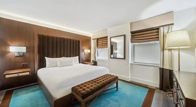 Номер Standard Lexington Plaza Hotel