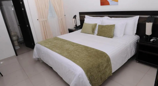 Двухместный номер Standard Hotel San José Plaza