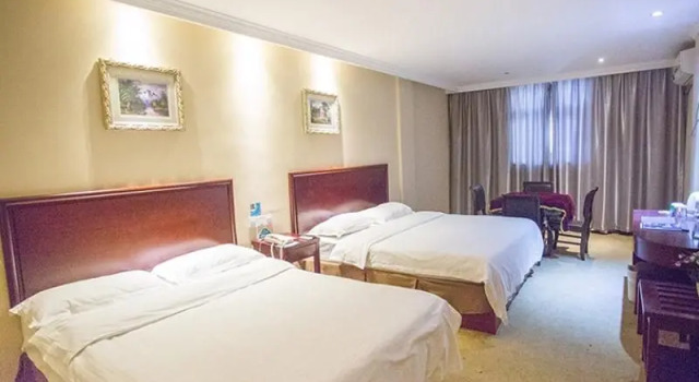Семейный номер Standard GreenTree Inn Jining Jiaxiang County Jianshe South Road Express Hotel