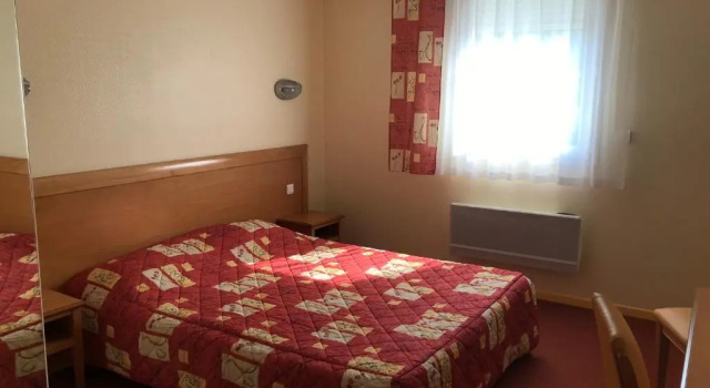 Hôtel La Colombiere Cantal, Book Hotel Massiac Cantal