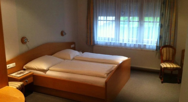 Kastanienhof Gersthofer, Book Hotel  