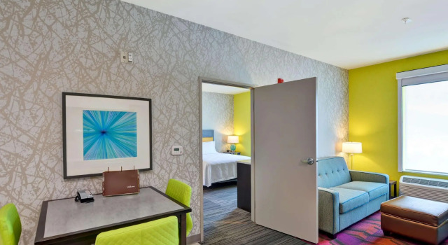 Двухместный люкс c 1 комнатой с видом на озеро Home2 Suites By Hilton Hot Springs