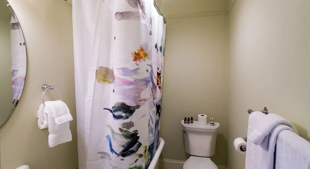 Четырёхместный номер Economy Windsor Mansion Inn