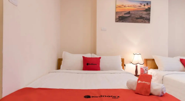 RedDoorz Near Nguyen Chi Thanh Street