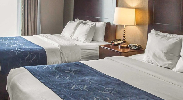 Четырёхместный люкс Comfort Suites Hudson I-94