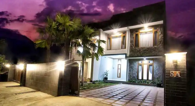 Vila Sawo Kecik Syariah