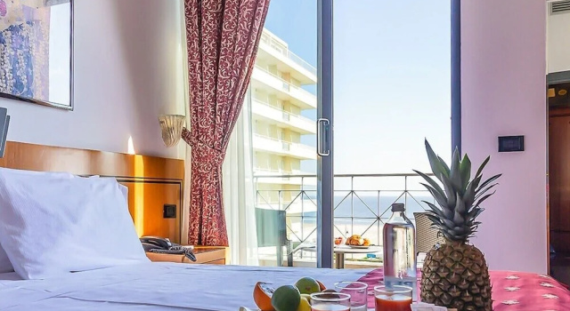Семейный номер Standard с видом на море Hotel Nettunia