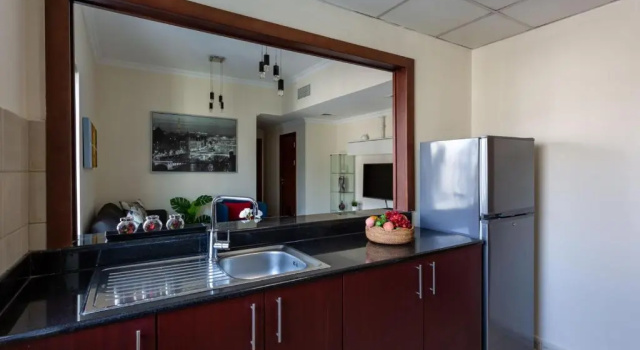 HiGuests - Modern Apt in Dubai Marina With Pool and Gym, Забронировать Апартаменты/квартира Апартаменты Эмирата Дубая, рядом с Dubai Marina Yacht Club, Апартаменты/квартира