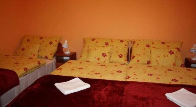 Boglárka Vendégház, Prenota Hotel Hotel a Western Transdanubia con parcheggio, Parcheggio