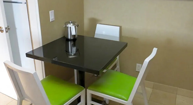 Двухместная студия 7 Springs Inn & Suites