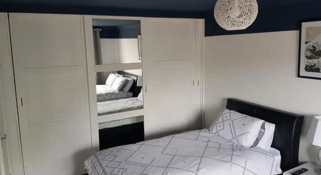 Коттедж Cosy 4Bedroom House Near City Centre By Homebird Property Management Short Lets & Serviced Accommodation Leeds With Private Parking & Garden