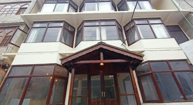 Hotel Link Way, Забронировать Отель Отели Манали с завтраком, Завтраки