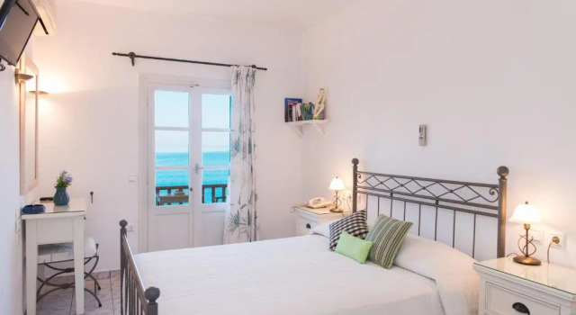 Efrosini Hotel