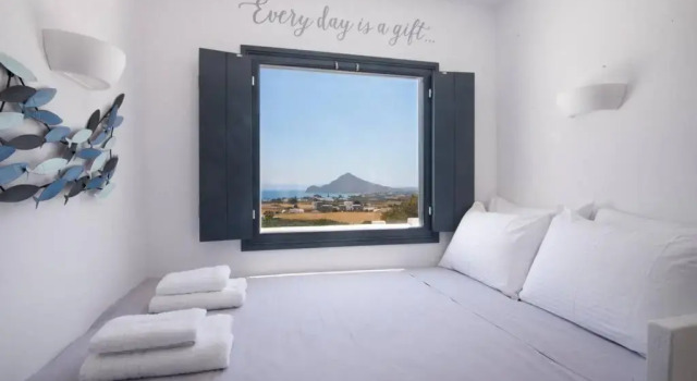 Апартаменты SUNNY Studio w.Breathtaking Naxos Views in Isterni