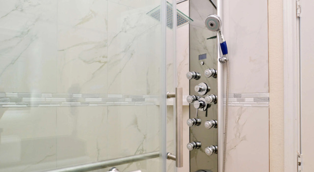 Четырёхместный люкс Americas Best Value Inn & Suites Spring / N. Houston